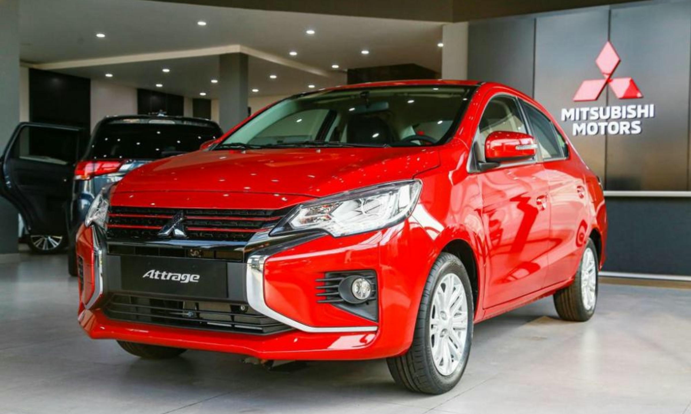 ngoai that mitsubishi attrage 1