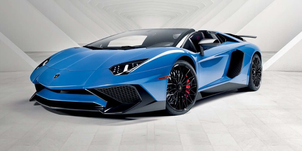 Lamborghini Aventador LP 750-4 SV Roadster