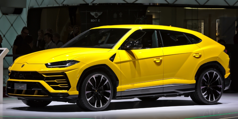 Lamborghini Urus SE là biến thể plug-in hybrid đầu tiên và mạnh nhất của dòng Urus