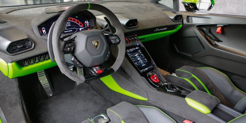 Nội thất Lamborghini Huracan